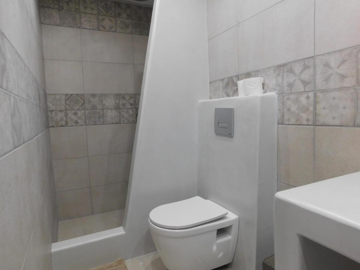 אימרוביגלי Fira Veronica Rooms מראה חיצוני תמונה